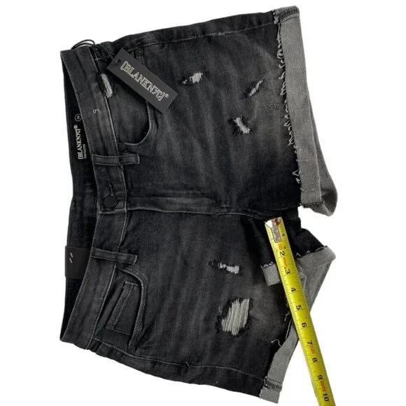 BlankNYC The Fulton Roll Up Shorts - Picture 12 of 13